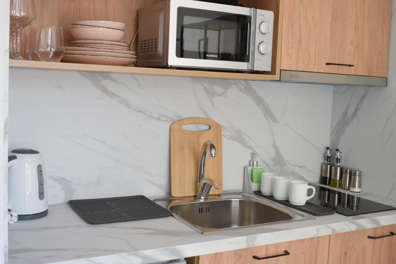 Feels Like Home Studio Apartments - Flh Albania Tirana Exterior photo