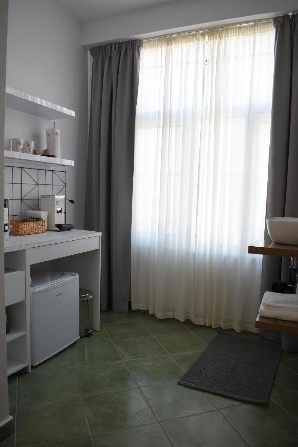 Feels Like Home Studio Apartments - Flh Albania Tirana Exterior photo